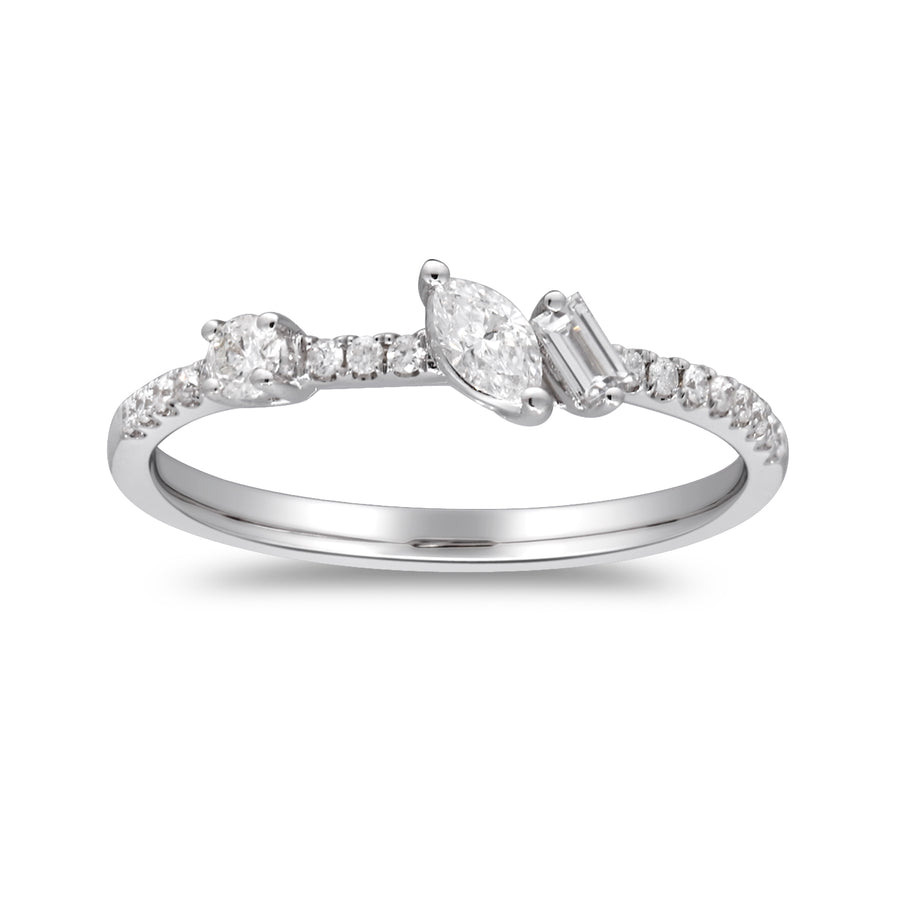 14 Karat White Diamond Ring