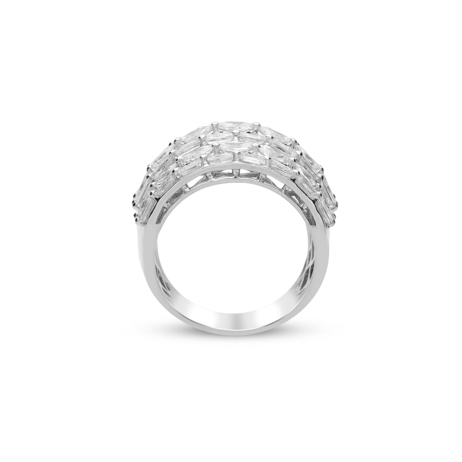 Plat 900 White Diamond Ring
