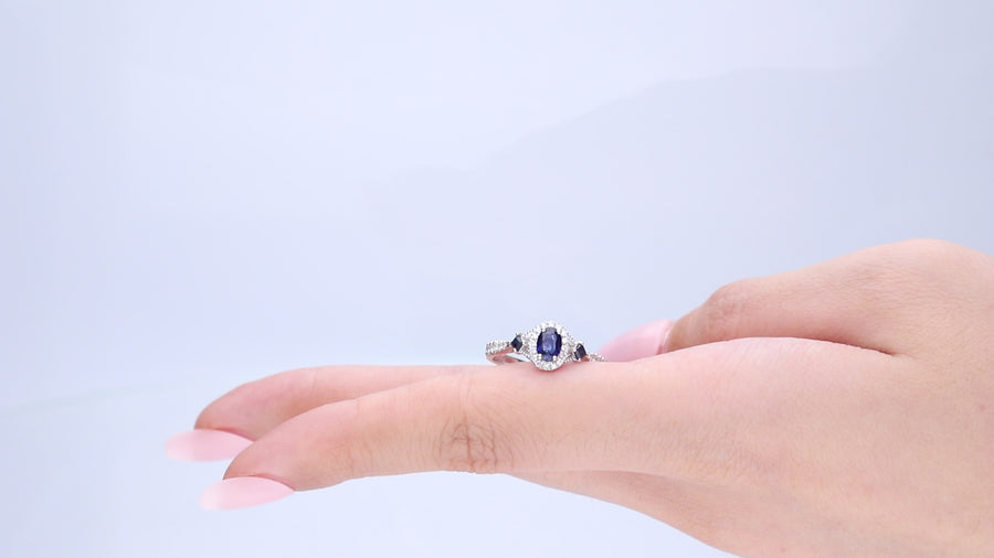 14K White Gold Blue Sapphire Ring