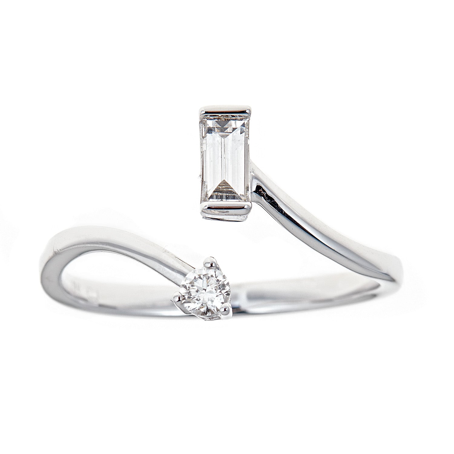 14K White Gold White Diamond Ring
